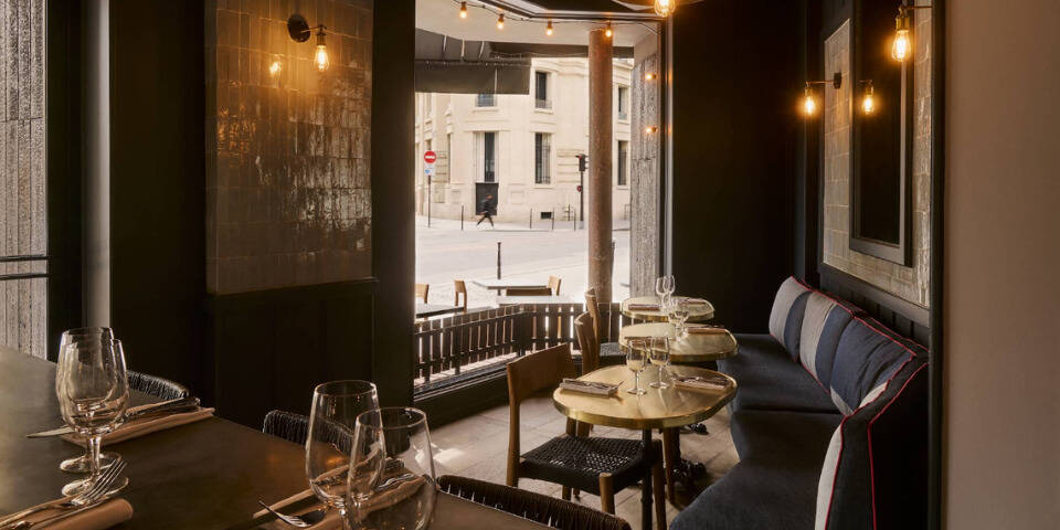 restaurant